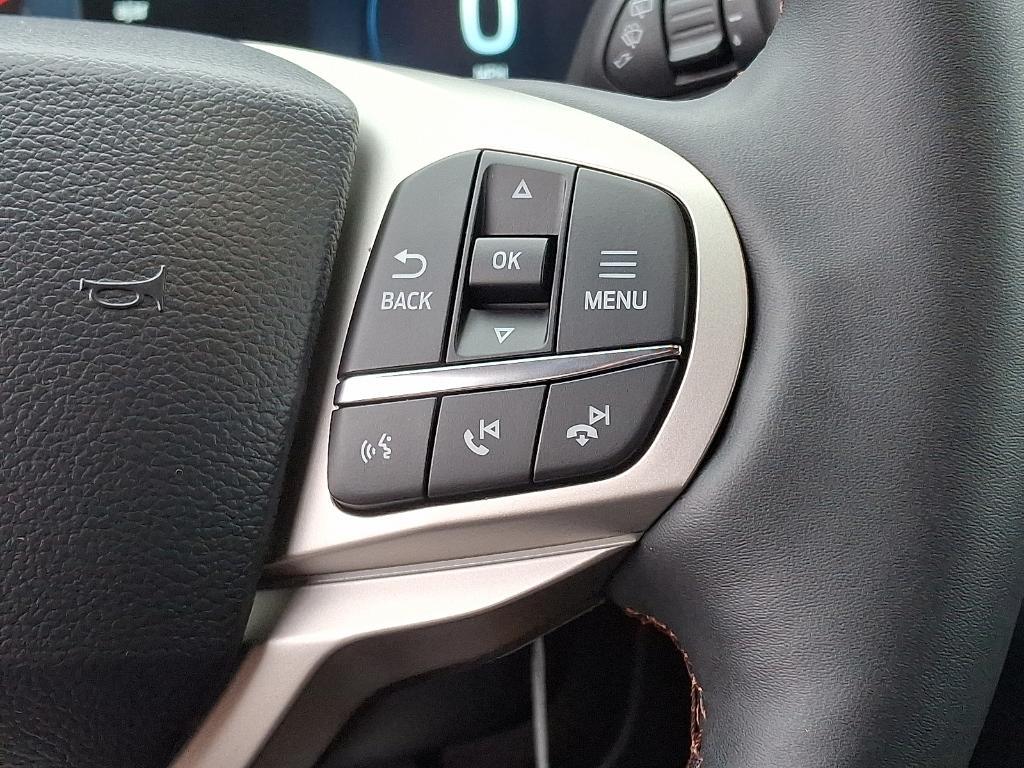 new 2025 Ford Explorer car, priced at $48,585