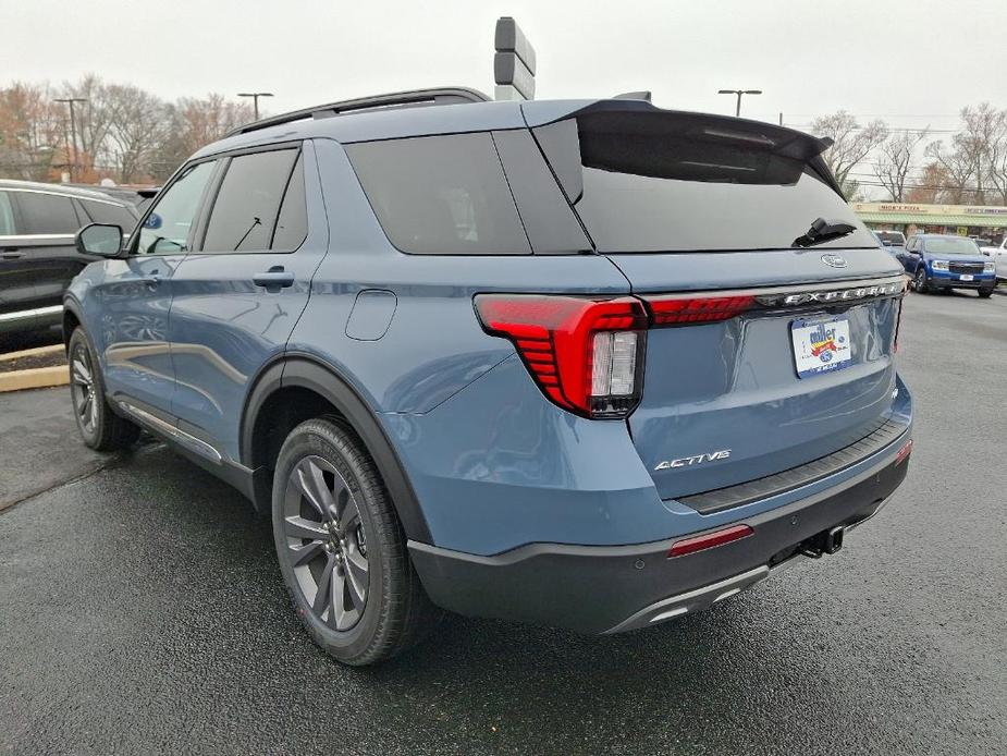 new 2025 Ford Explorer car, priced at $47,077