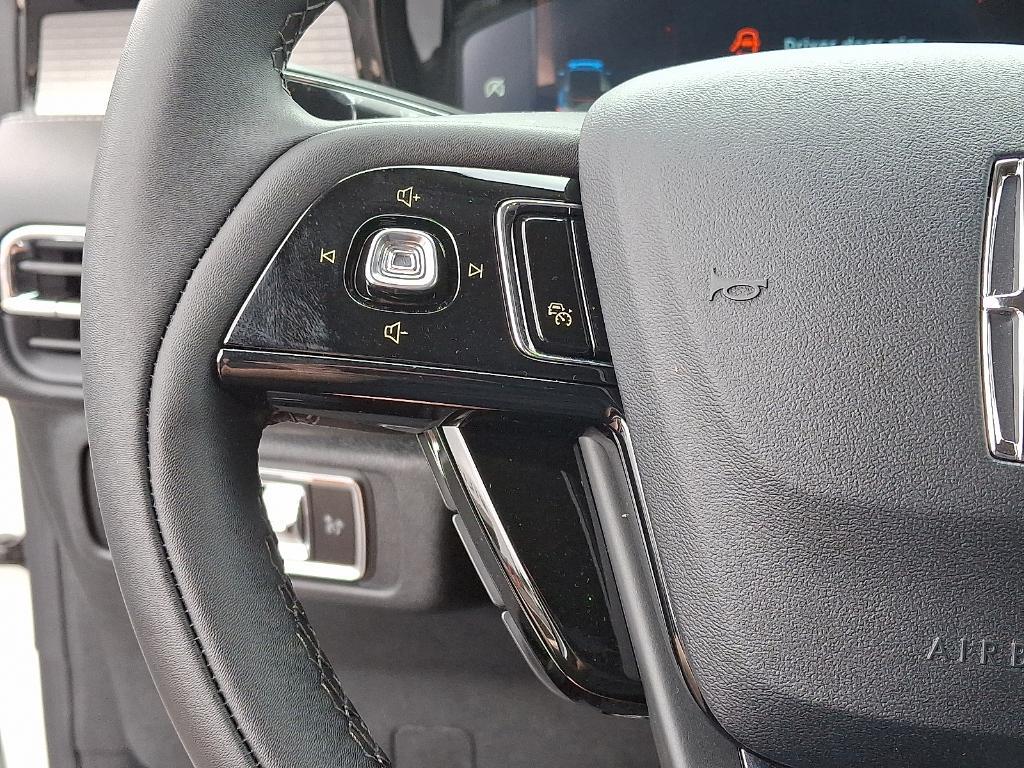 new 2025 Lincoln Corsair car, priced at $49,920