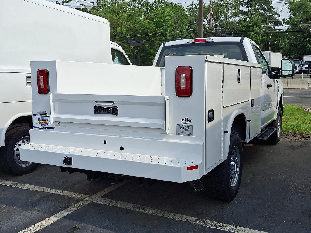 new 2025 Ford F-250 car, priced at $50,600