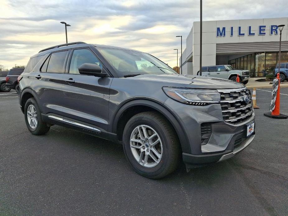 new 2025 Ford Explorer car, priced at $43,350