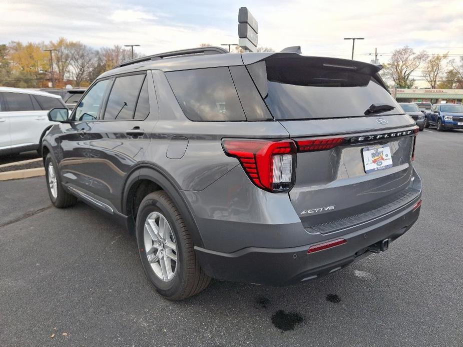 new 2025 Ford Explorer car, priced at $43,350