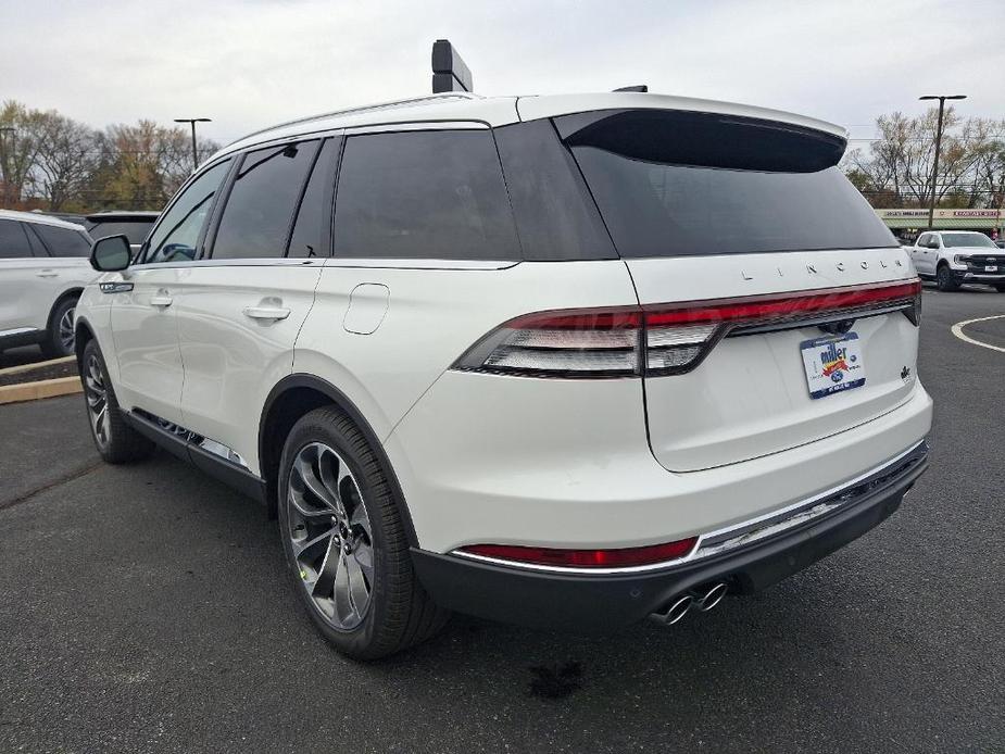 new 2025 Lincoln Aviator car, priced at $72,925