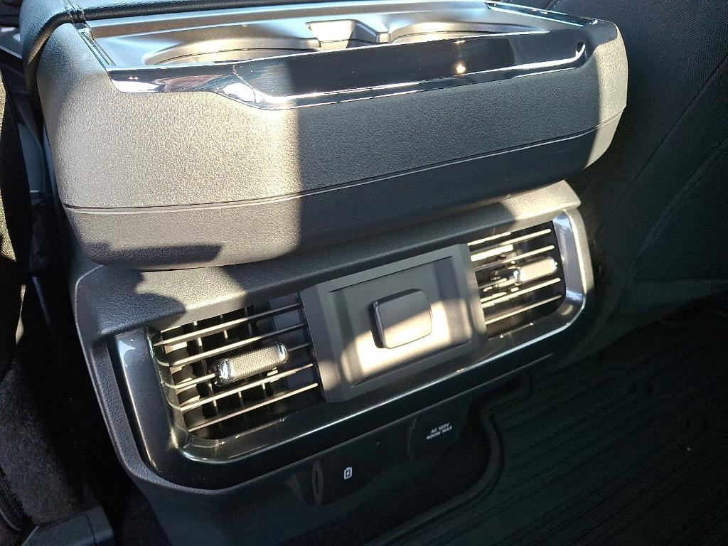used 2022 Ford F-150 car, priced at $40,395