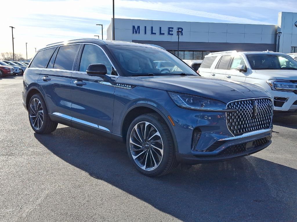 new 2025 Lincoln Aviator car, priced at $79,350