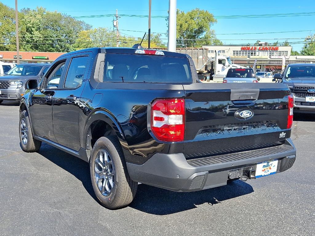 new 2025 Ford Maverick car, priced at $34,005