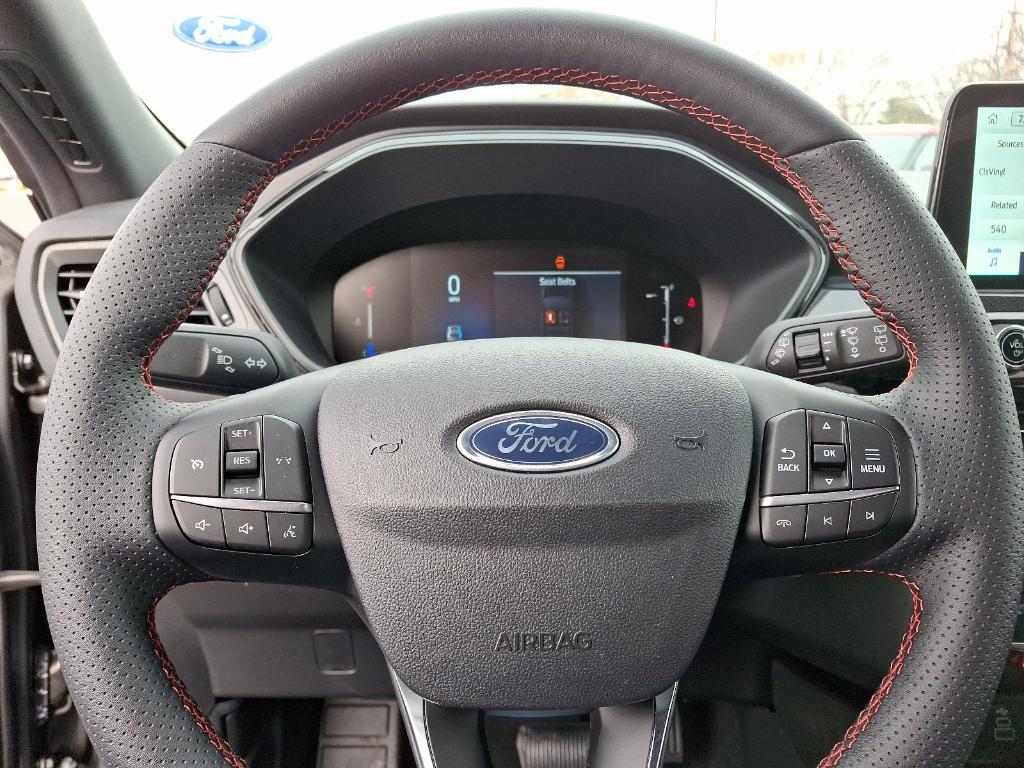 new 2025 Ford Escape car, priced at $33,275