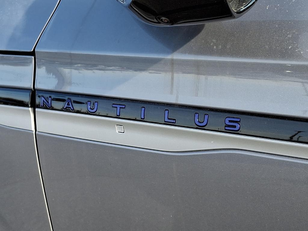 new 2025 Lincoln Nautilus car, priced at $56,485