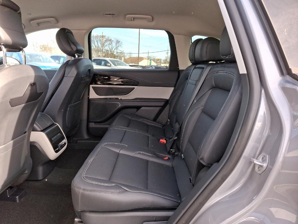 new 2025 Lincoln Nautilus car, priced at $56,485