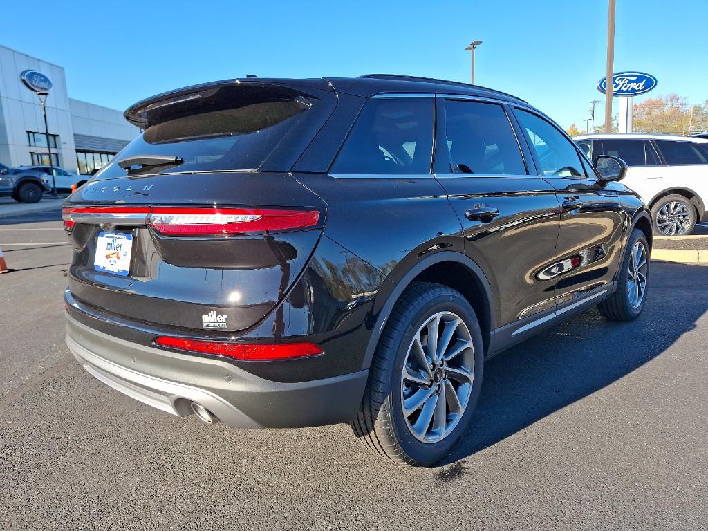 new 2025 Lincoln Corsair car, priced at $49,470