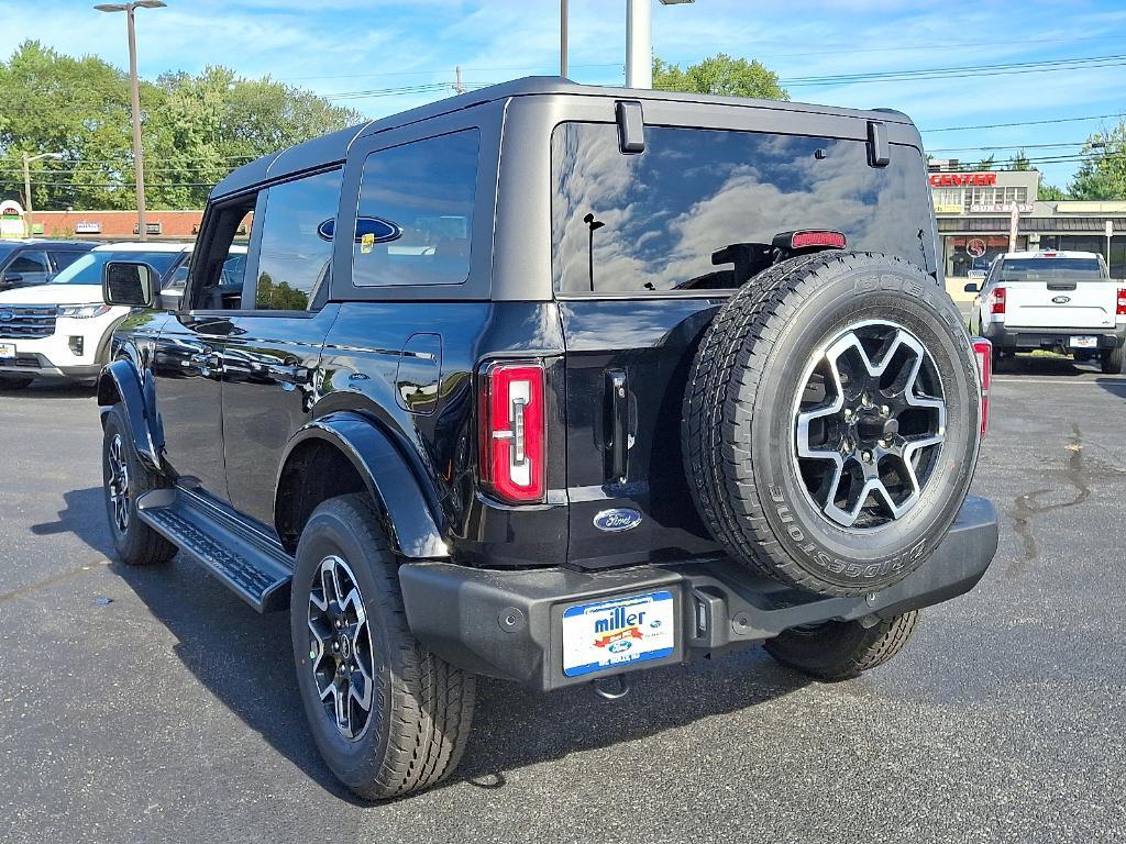 new 2025 Ford Bronco car, priced at $52,225