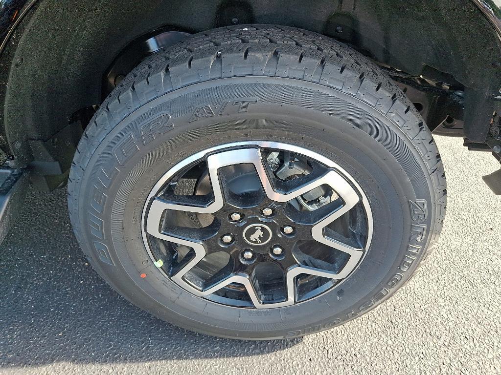 new 2025 Ford Bronco car, priced at $52,225