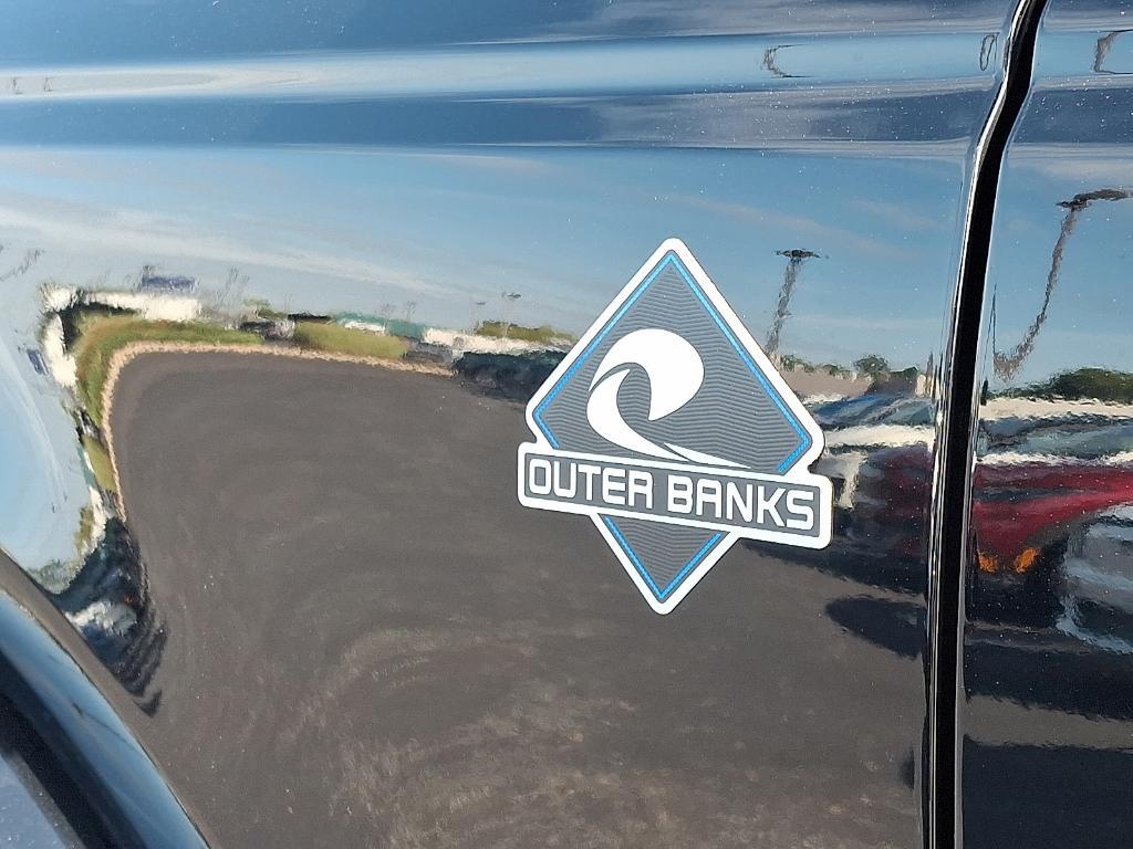 new 2025 Ford Bronco car, priced at $52,225