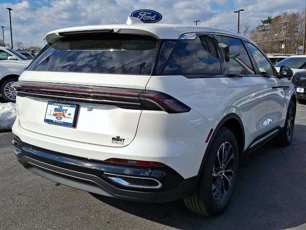 new 2025 Lincoln Nautilus car, priced at $54,485