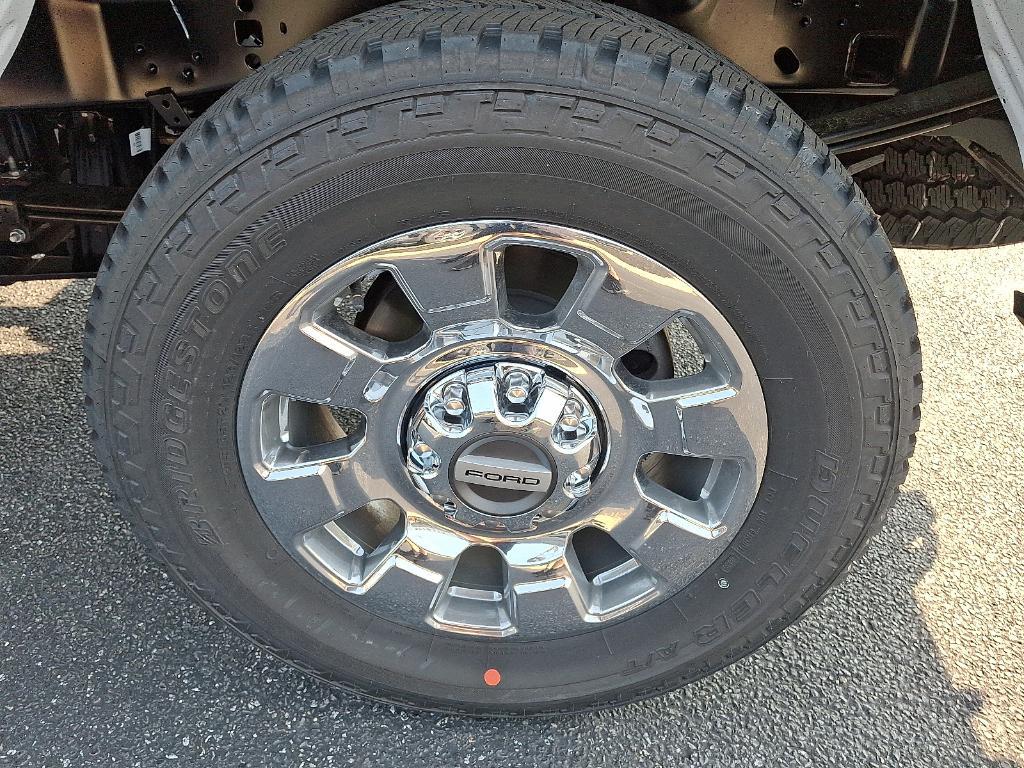 new 2025 Ford F-250 car, priced at $82,290