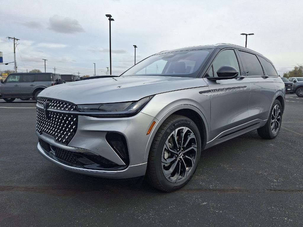 new 2025 Lincoln Nautilus car, priced at $62,605