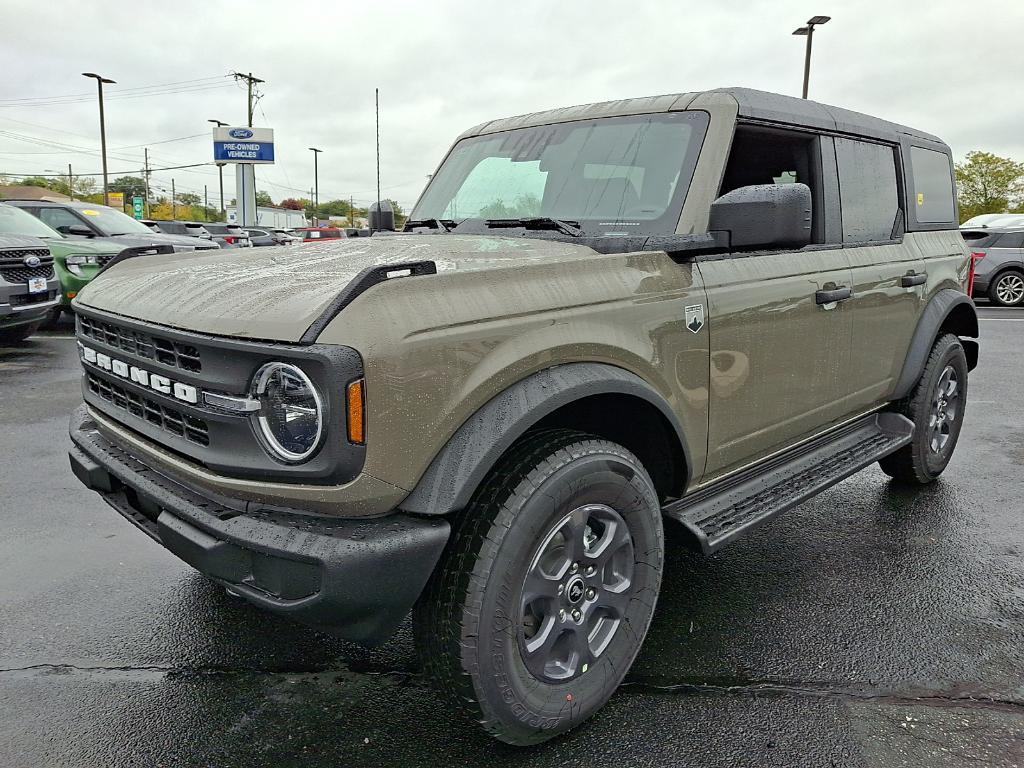 new 2025 Ford Bronco car, priced at $49,355