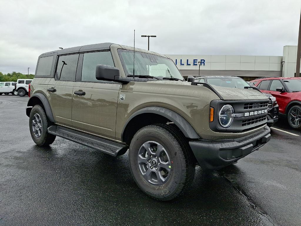new 2025 Ford Bronco car, priced at $49,355