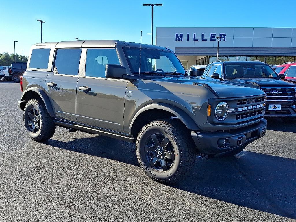 new 2025 Ford Bronco car, priced at $52,750