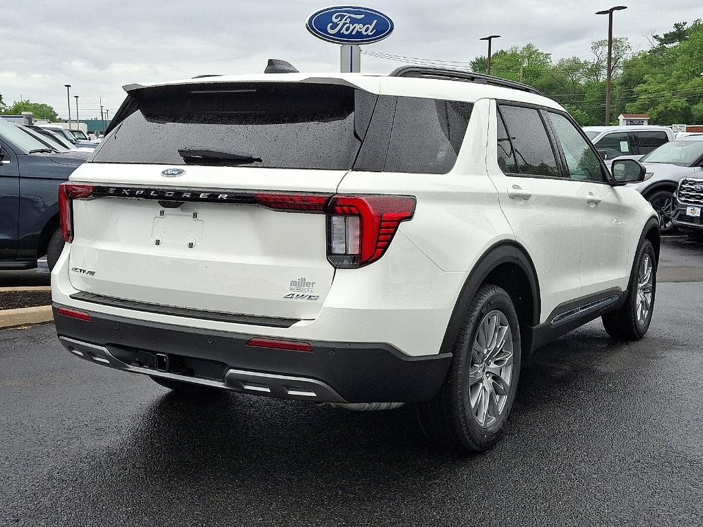new 2025 Ford Explorer car, priced at $50,695