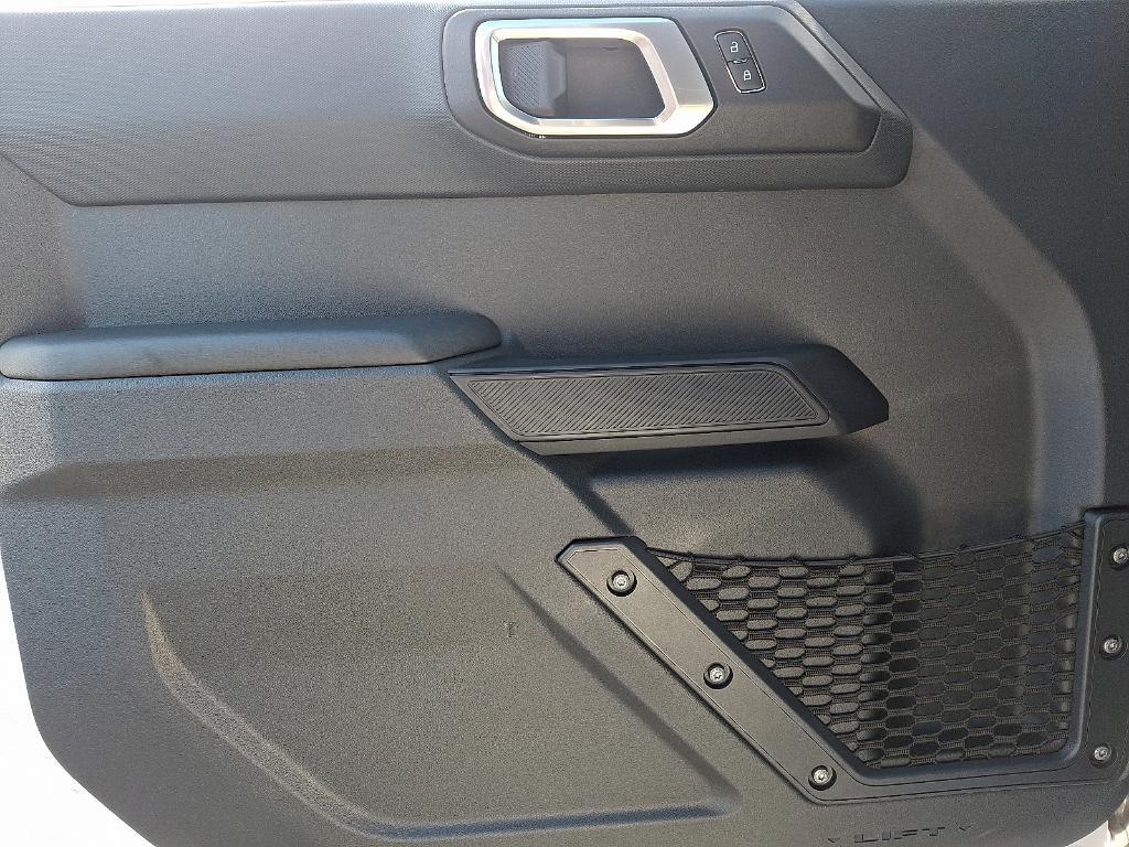 new 2025 Ford Bronco car, priced at $46,430