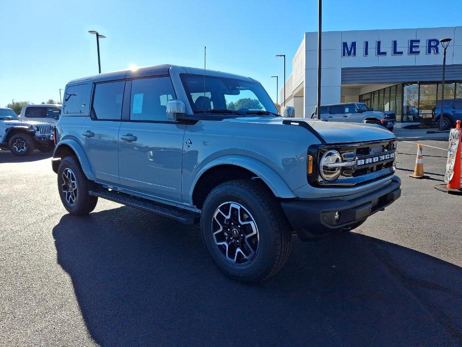 new 2024 Ford Bronco car, priced at $53,850