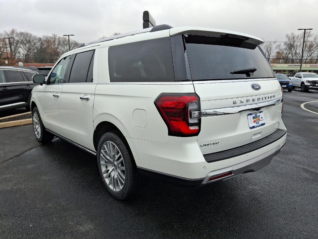 new 2024 Ford Expedition Max car, priced at $81,070