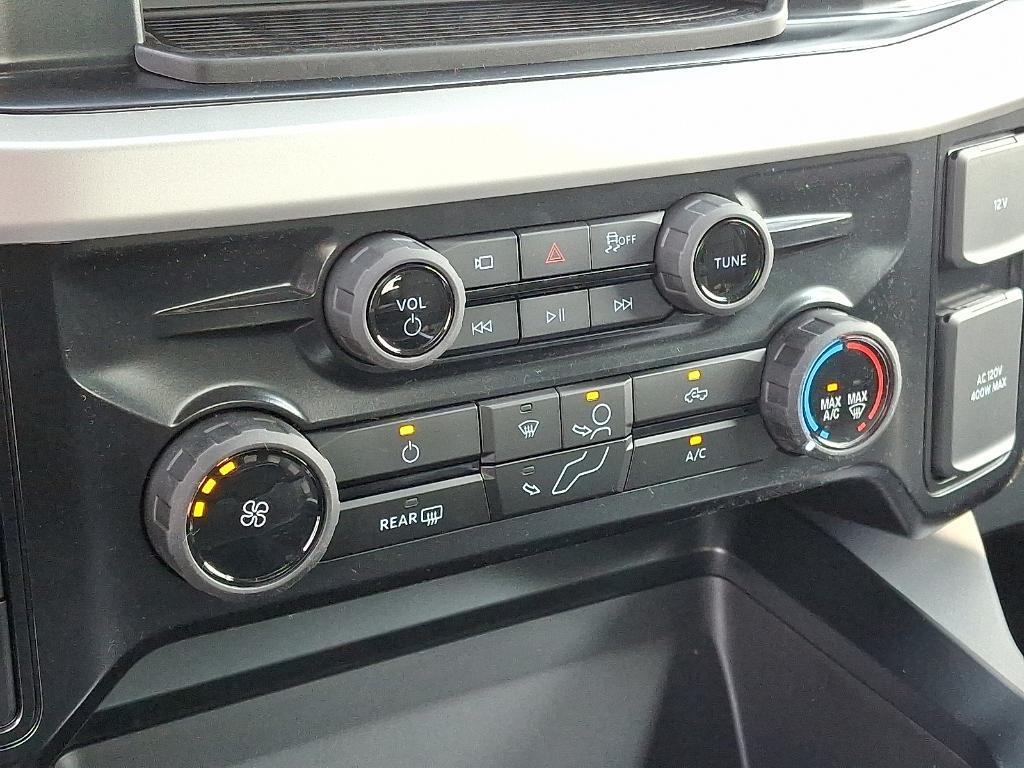 new 2025 Ford F-250 car, priced at $73,300