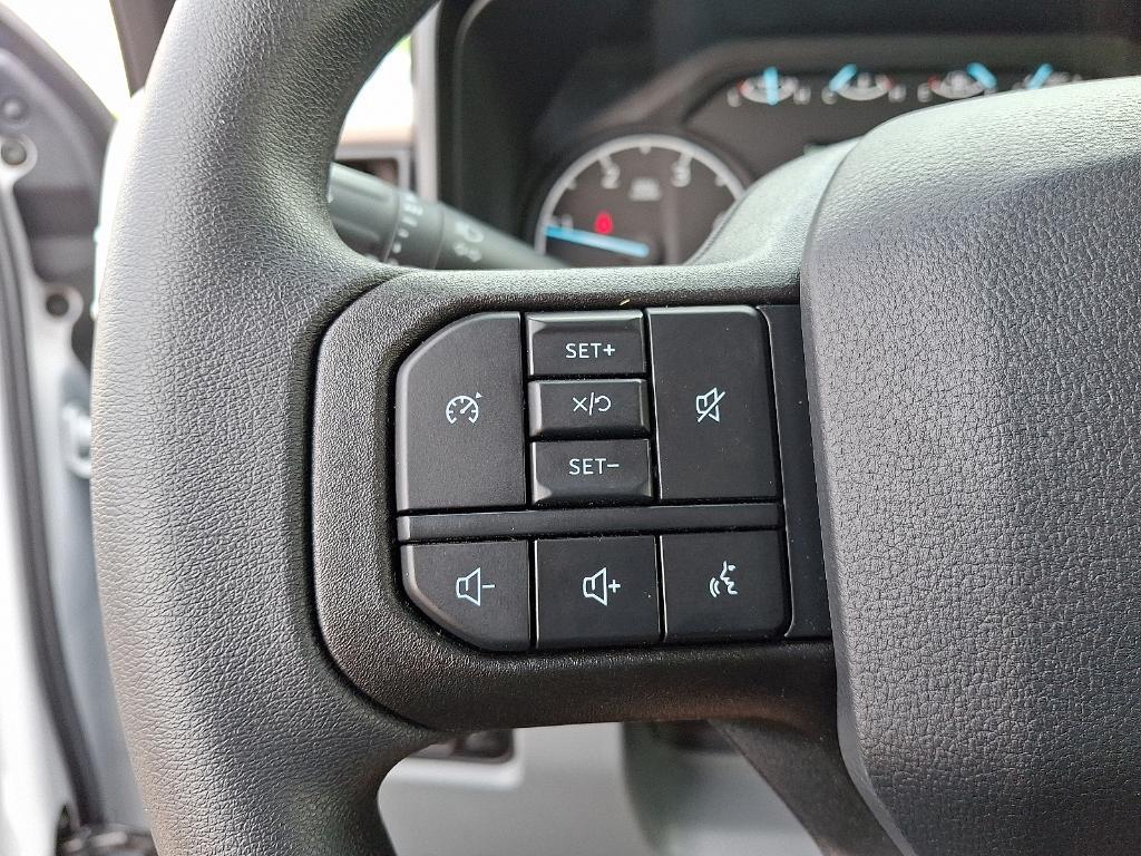 new 2025 Ford F-250 car, priced at $73,300