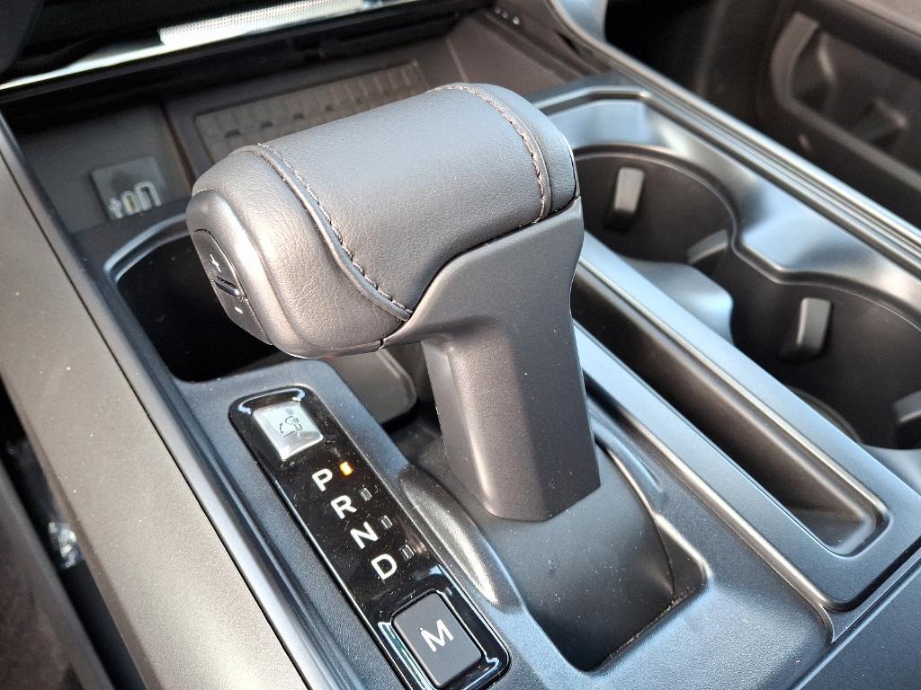 new 2025 Ford F-150 car, priced at $77,560