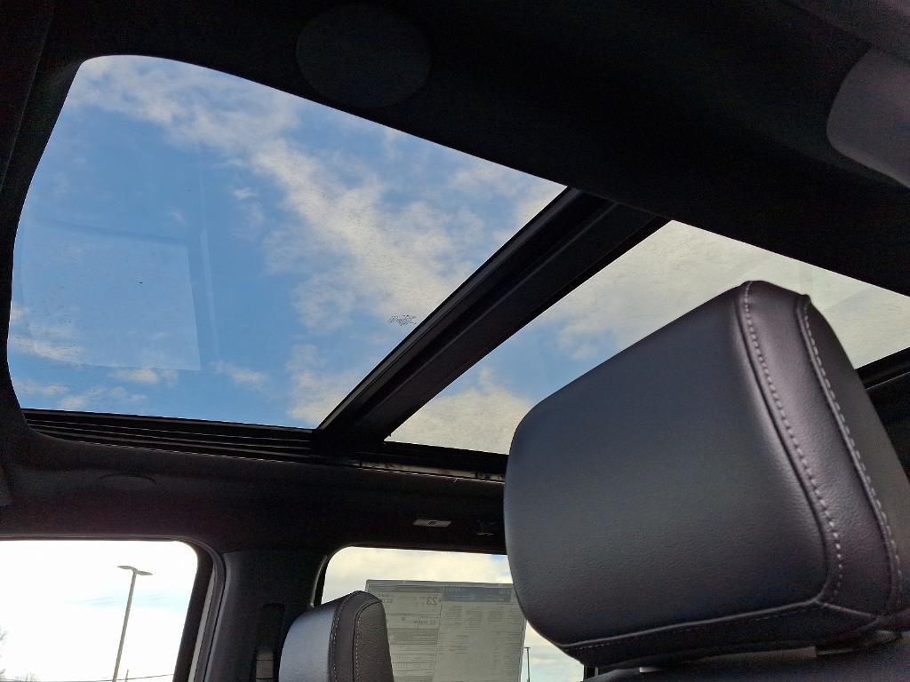 new 2025 Ford F-150 car, priced at $77,560