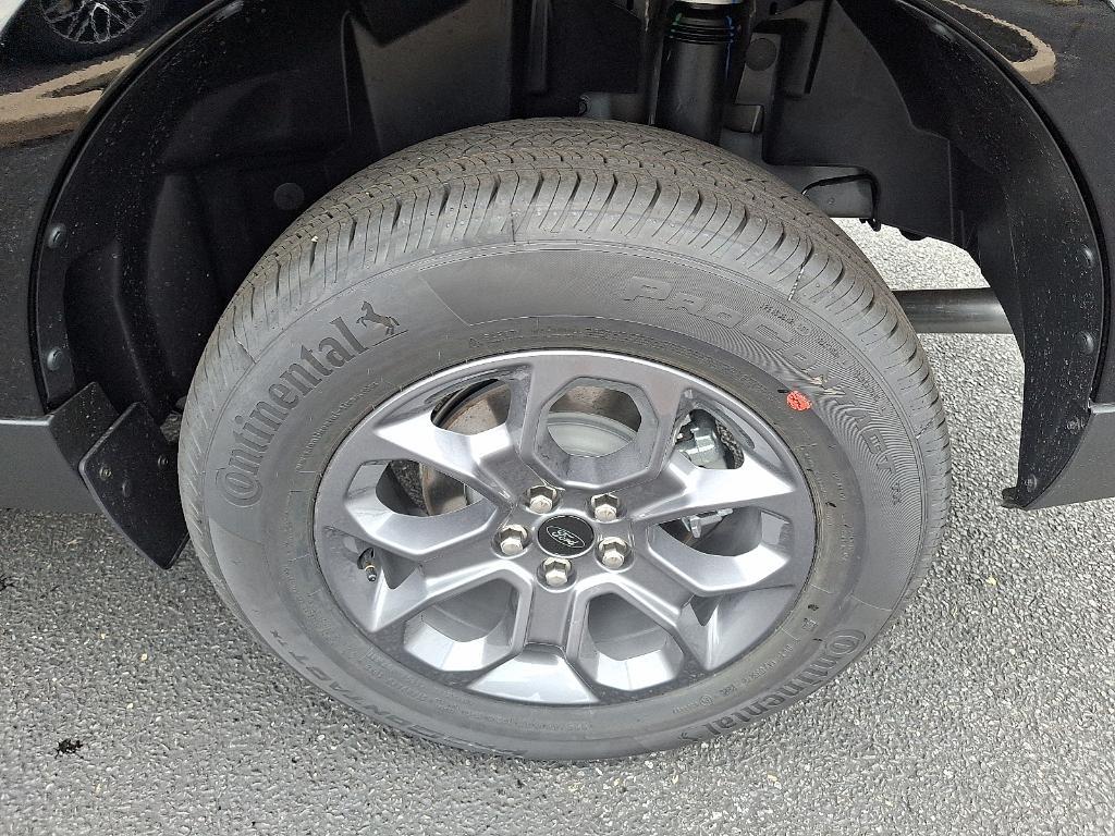 new 2025 Ford Maverick car, priced at $35,150