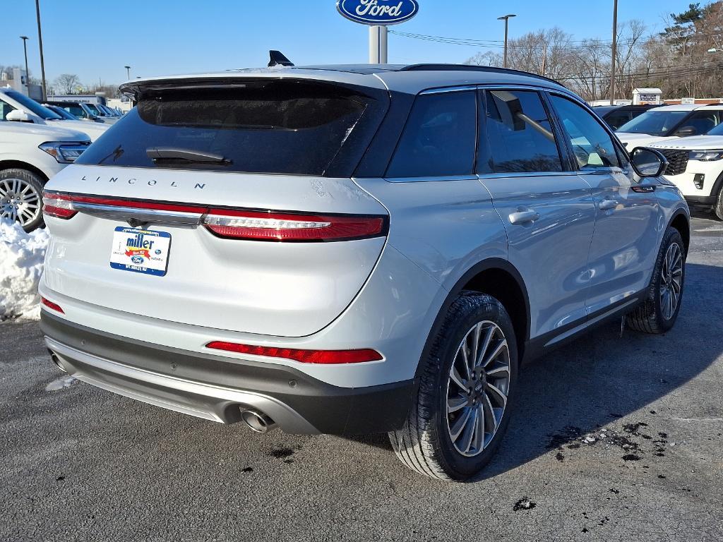 new 2025 Lincoln Corsair car, priced at $53,135