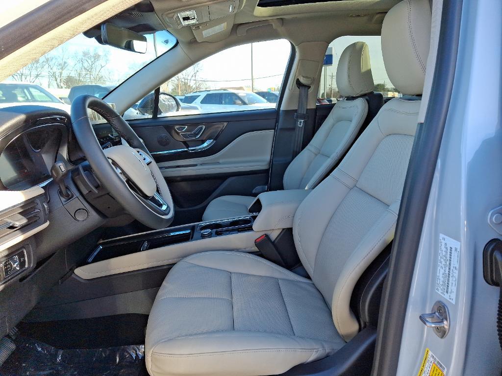 new 2025 Lincoln Corsair car, priced at $53,135