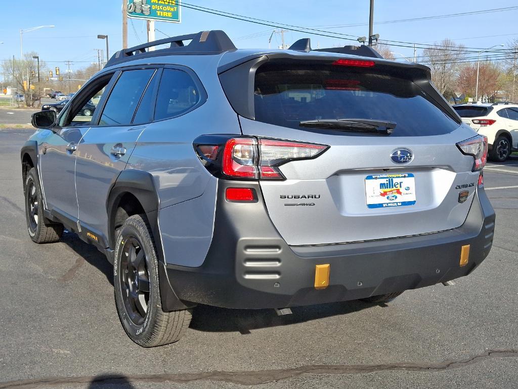 new 2025 Subaru Outback car, priced at $44,237