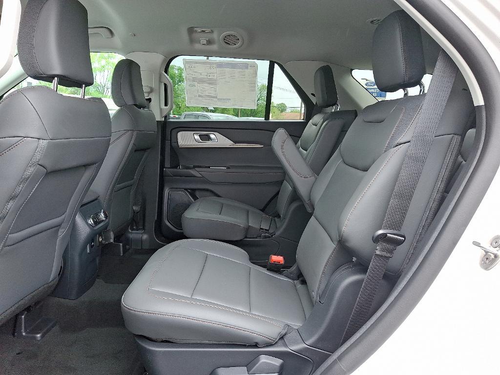 new 2025 Ford Explorer car, priced at $49,380