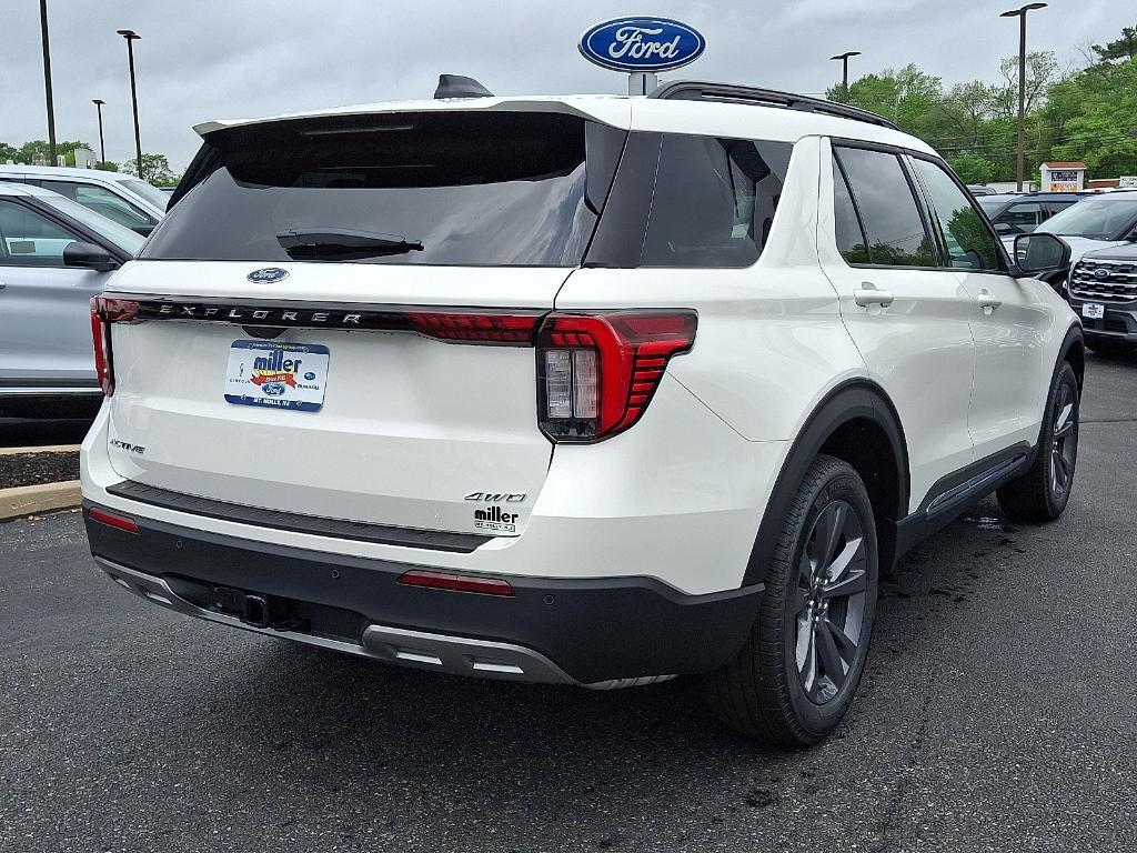 new 2025 Ford Explorer car, priced at $49,380