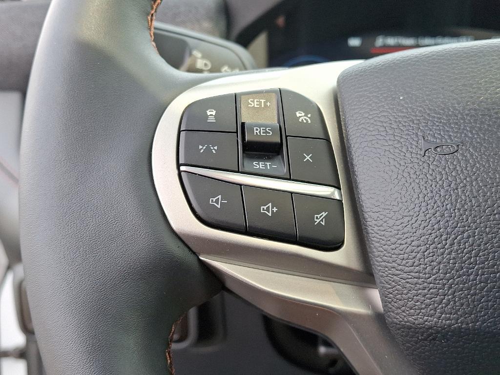 new 2025 Ford Explorer car, priced at $49,900