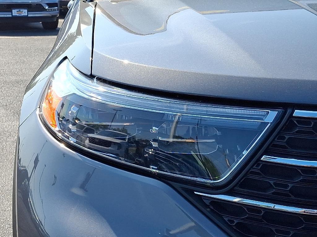 used 2022 Ford Explorer car, priced at $30,795