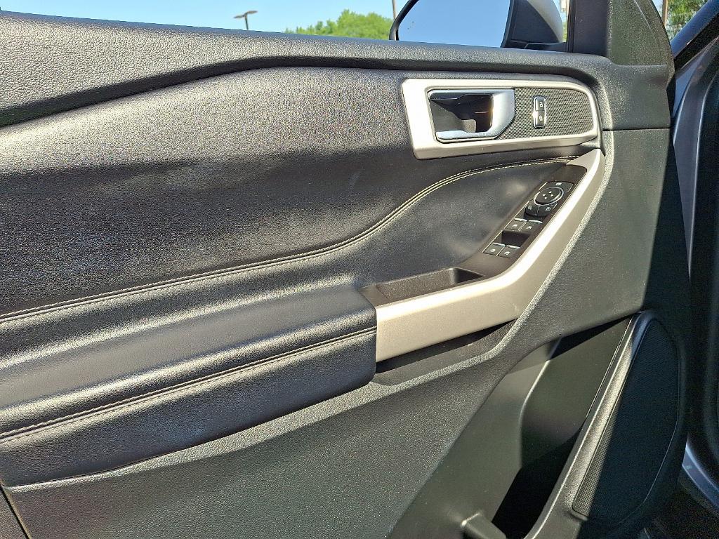 used 2022 Ford Explorer car, priced at $30,795