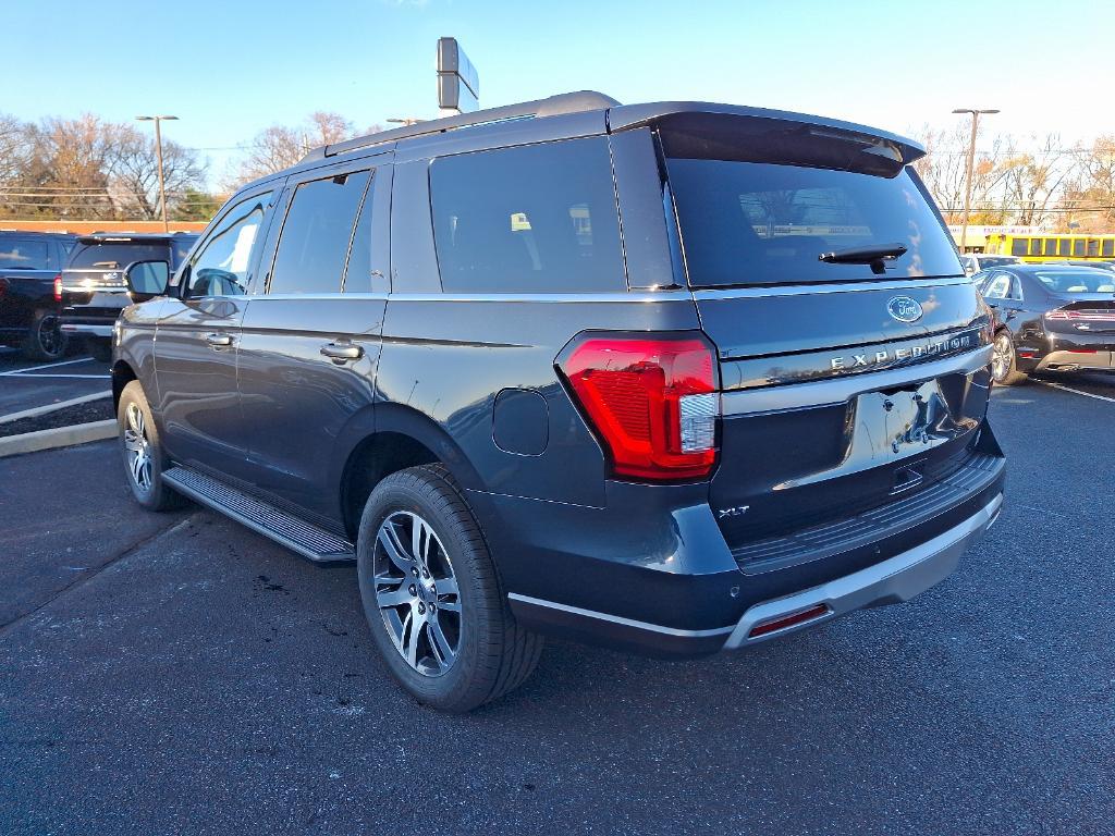 new 2024 Ford Expedition car, priced at $70,310