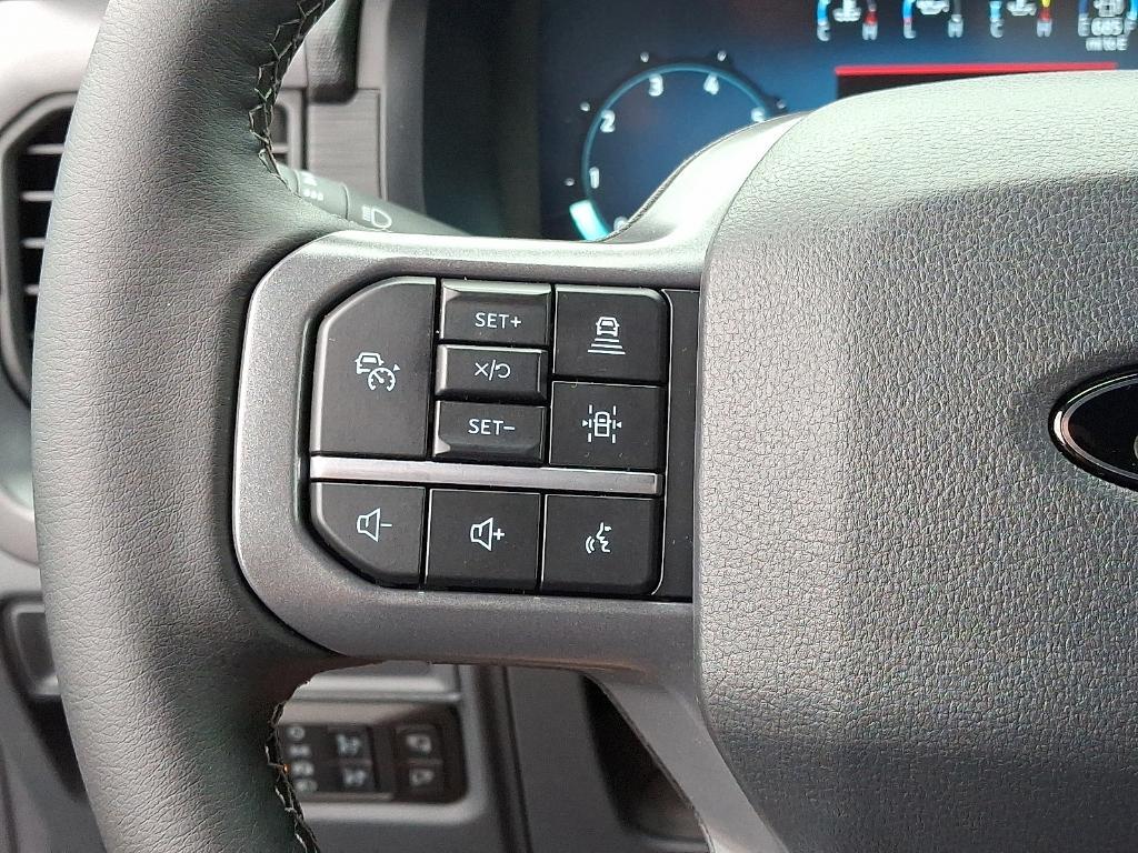 new 2025 Ford F-150 car, priced at $62,025