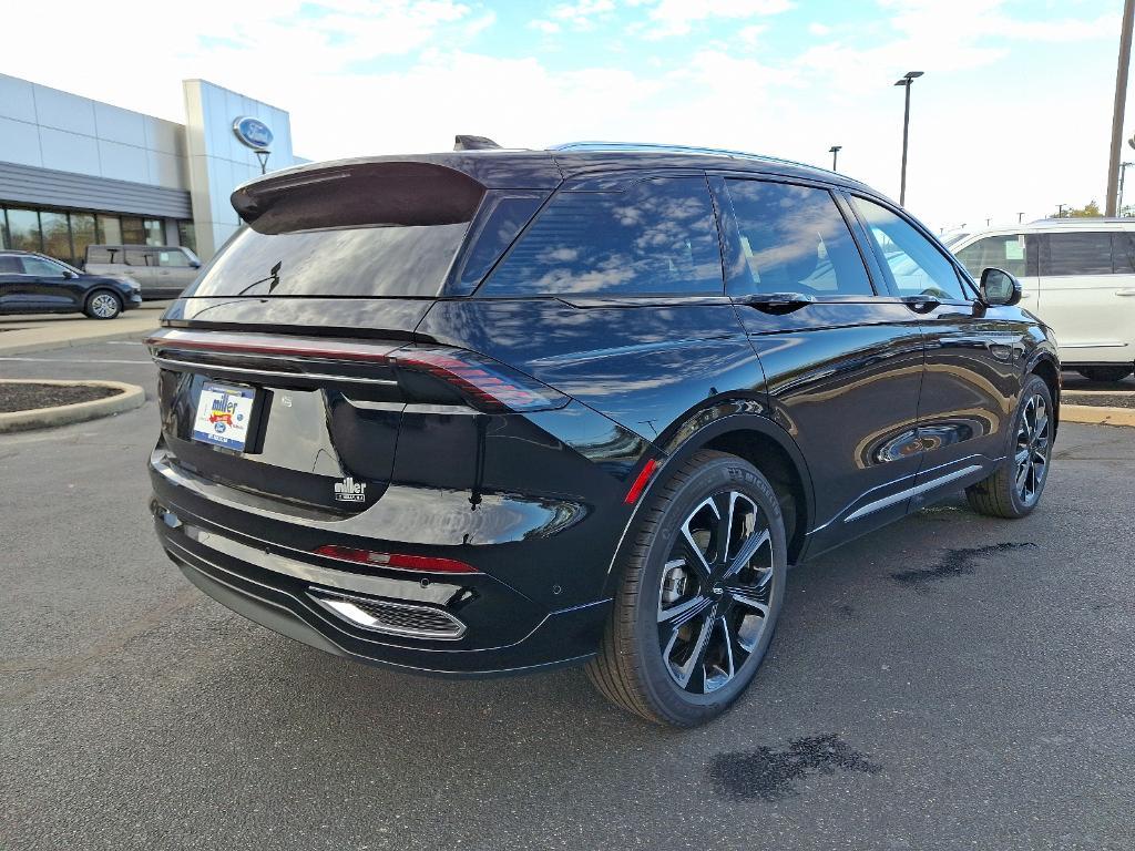 new 2024 Lincoln Nautilus car, priced at $64,220