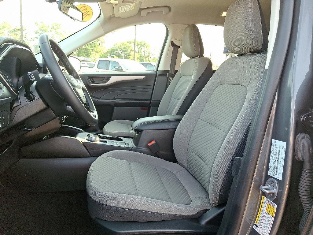used 2022 Ford Escape car, priced at $20,995