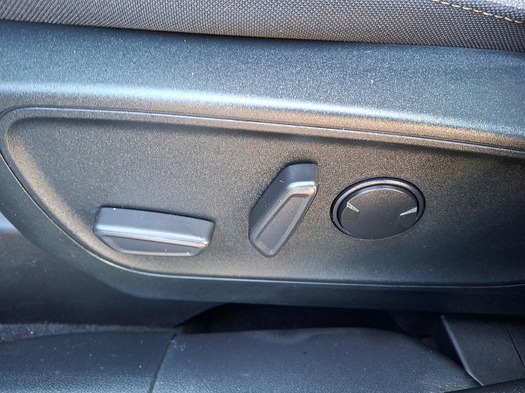 used 2022 Ford Escape car, priced at $20,995
