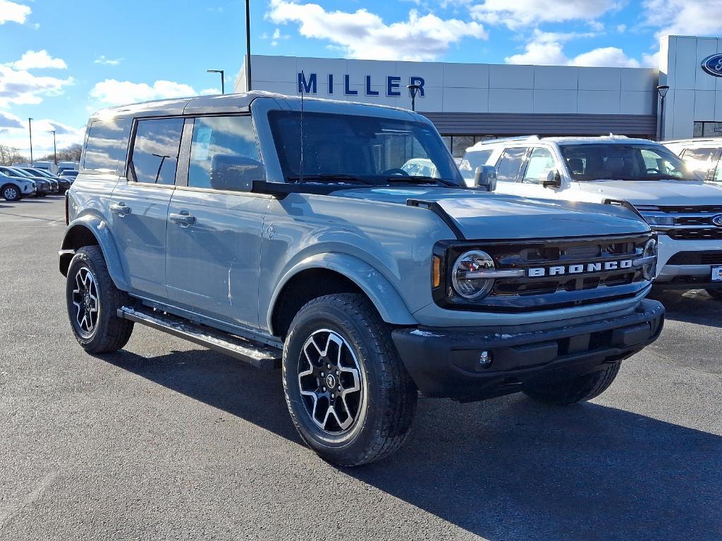 new 2024 Ford Bronco car, priced at $50,920