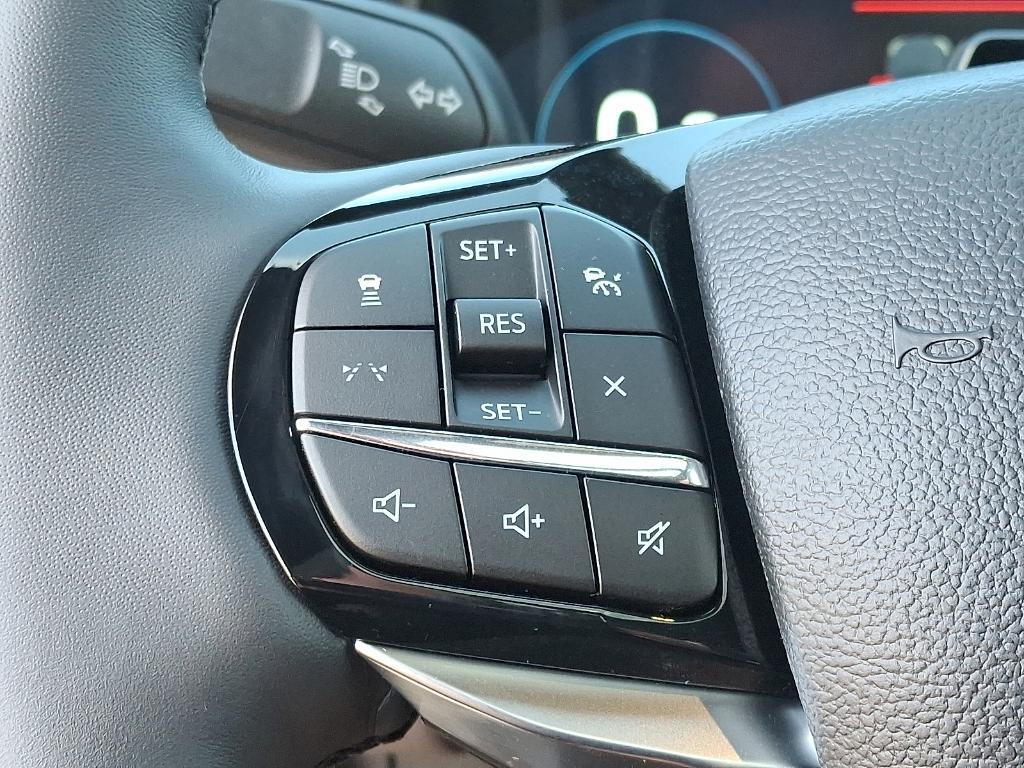 new 2025 Ford Explorer car, priced at $59,060