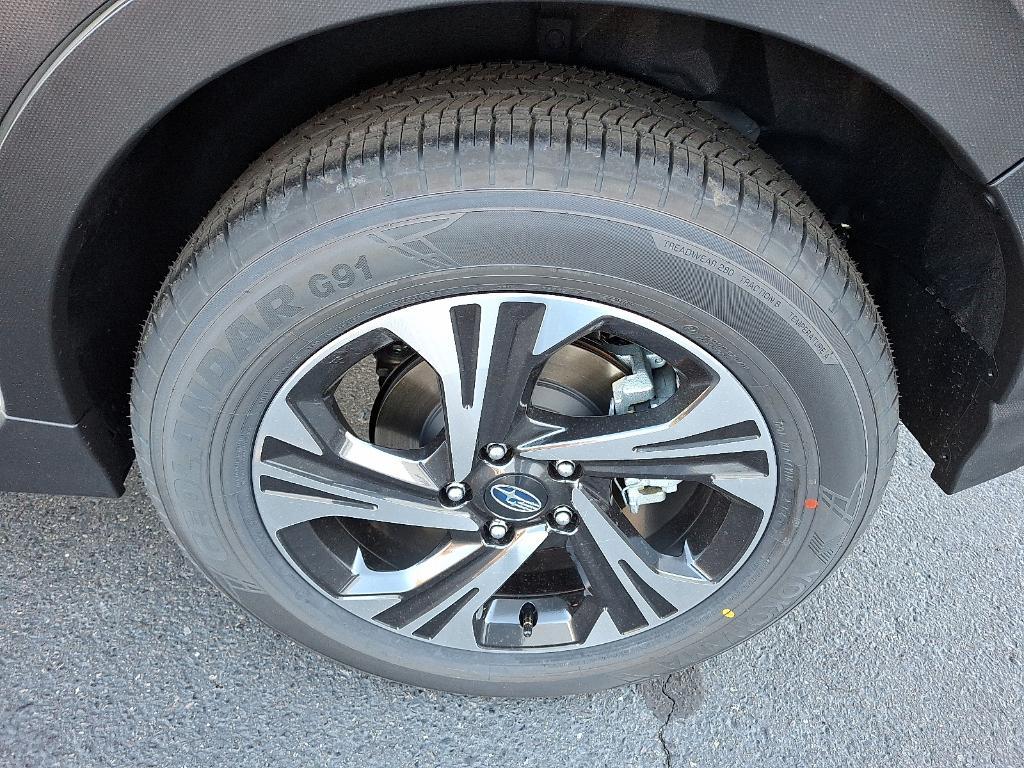 new 2025 Subaru Crosstrek car, priced at $32,008