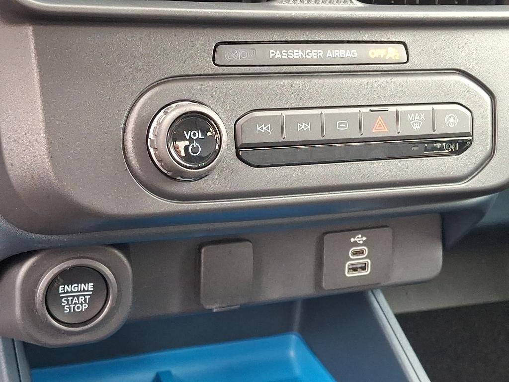 new 2025 Ford Maverick car, priced at $35,025