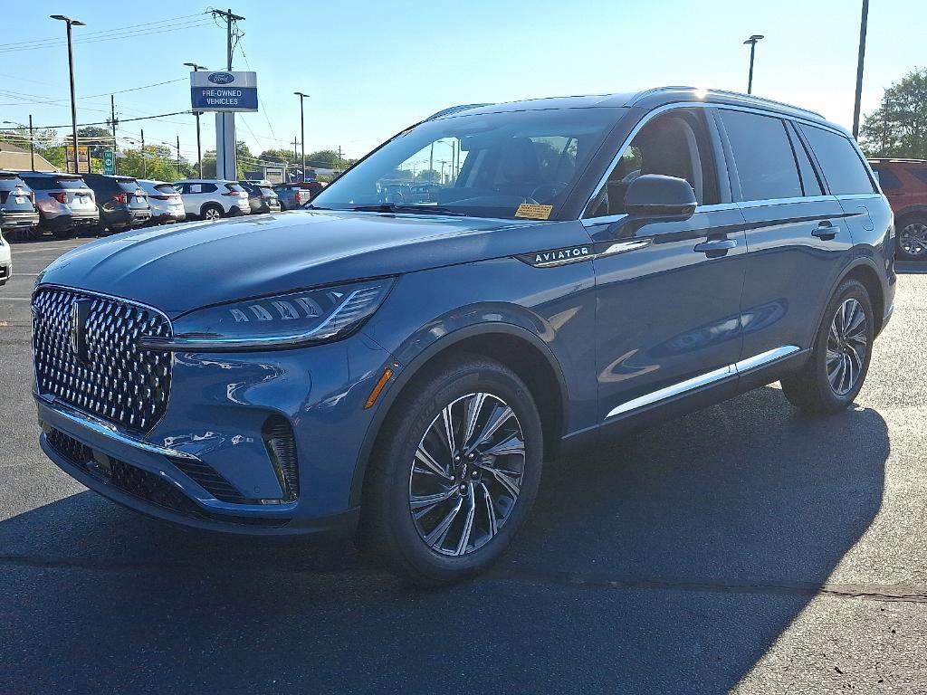 new 2025 Lincoln Aviator car, priced at $63,840